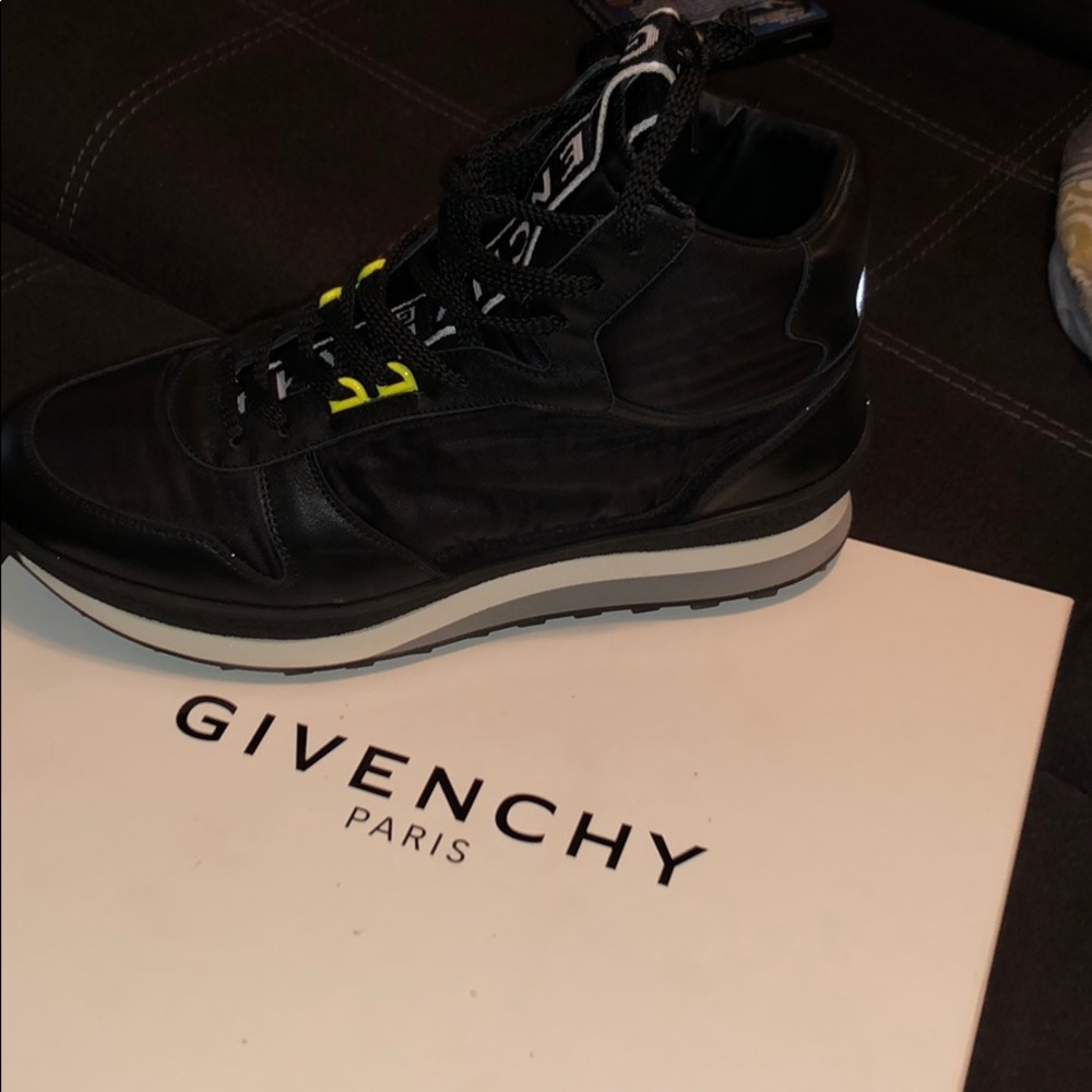 Men Givenchy Boots/ Sneakers